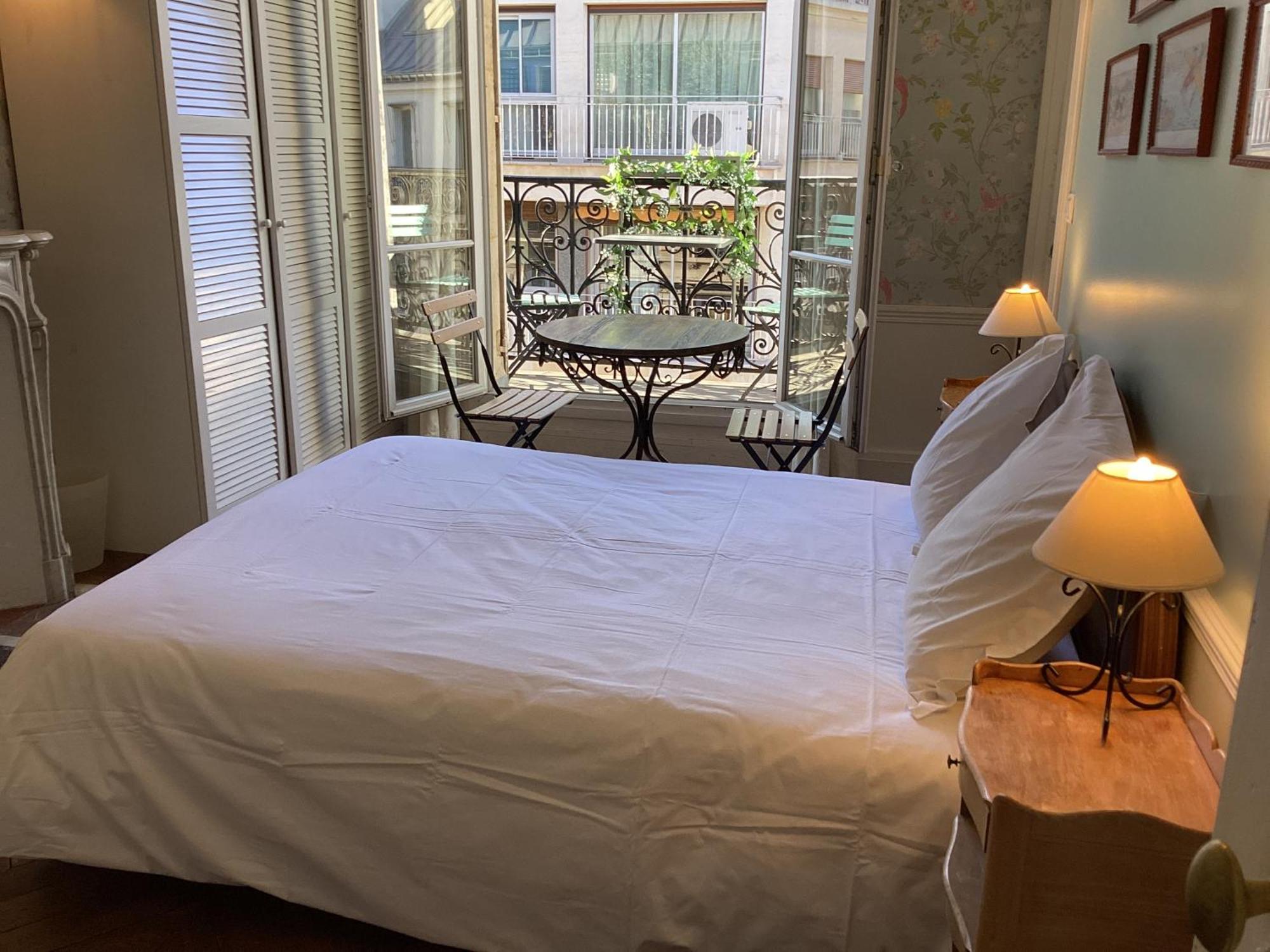 Bed And Breakfast Paris Quartier Champs-Elysees מראה חיצוני תמונה